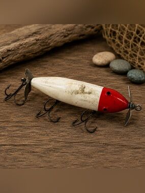 Vintage Creek Chub Injured Minnow 4” Plastic Fishing Lure Red Head White